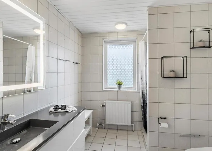 Stunning In With Sauna Сasa de vacaciones Roslev