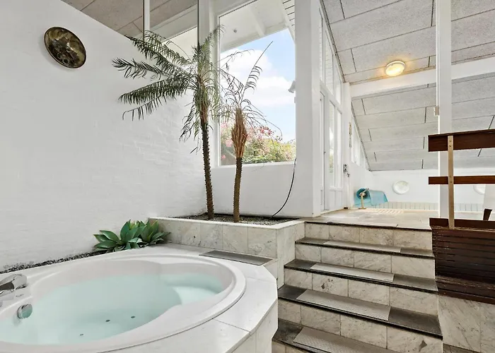 Stunning In With Sauna Сasa de vacaciones Roslev